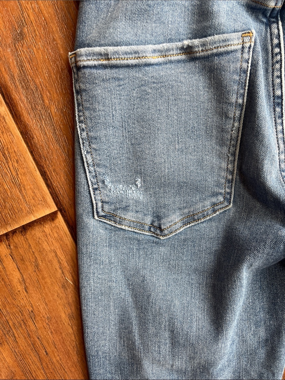 Agolde Light Blue Distressed Skinny Jeans - Size 25 - Picture 8 of 8